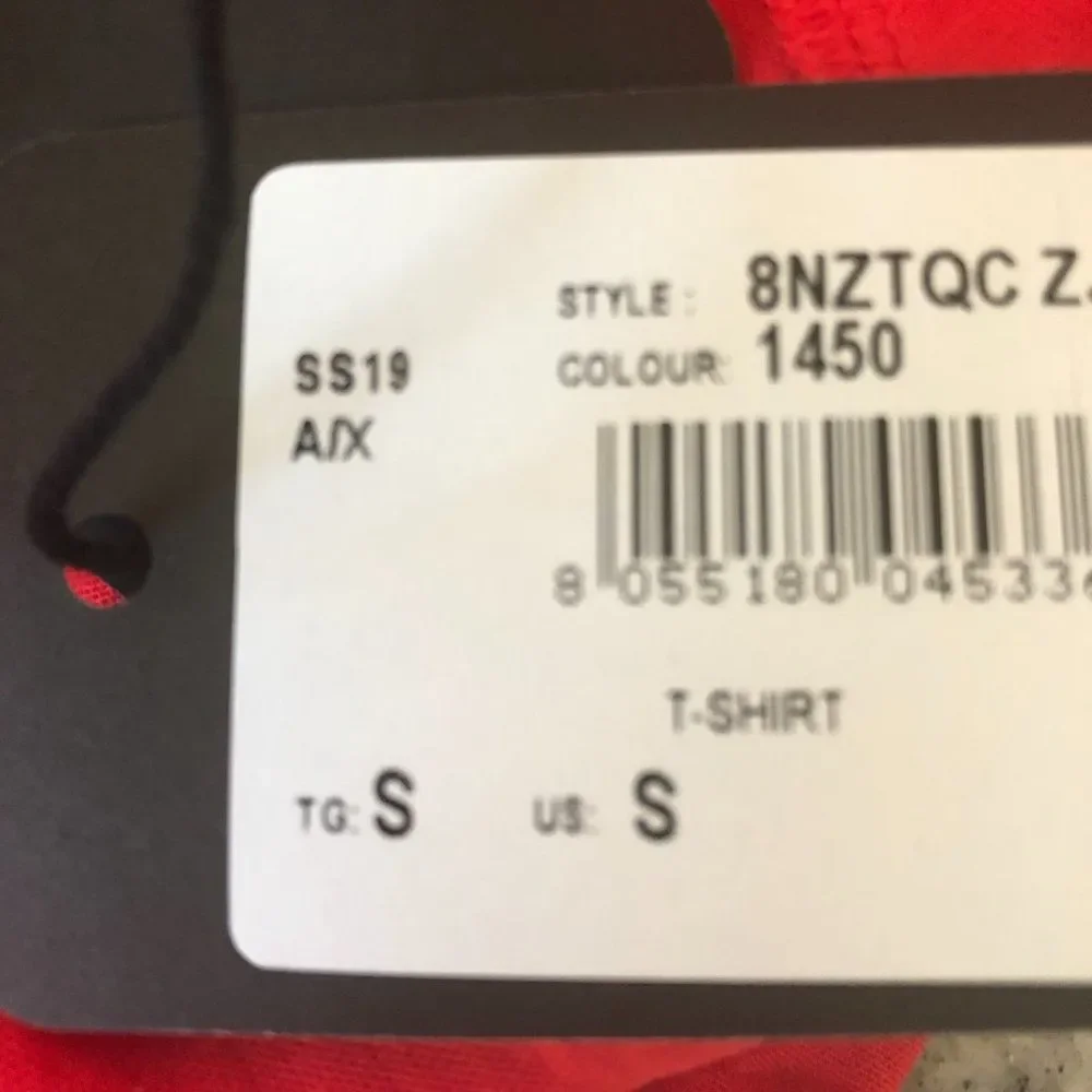 Red Radiating Logo Short Sleeves T-shirt - Picture 5 of 5